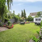 Lovely Top Floor Apart Copenhagen Near Airport, Metro And The Beach