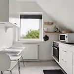 Nice Topfloor Studio Apartment