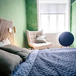 Spacious Green Apartment With Amazing Loft