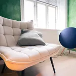 Spacious Green Apartment With Amazing Loft