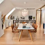 Central Penthouse With Private Rooftop Terrace