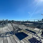 Central Penthouse With Panoramic Private Terrace