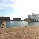 Cool 1-Bed In Great Location