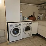 Flot Stort Hus I Valby Udlejes!