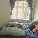 Hyggeligt Lejlighed Taet Pa Hovedbanegarden