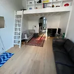 Rummelig Kobenhavnerlejlighed
