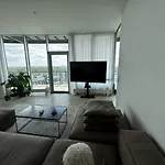 Elite Penthouse Luxury With Water View