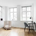 3 Bedroom Apartment In The Heart Of Copenhagen