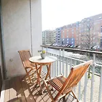 Bright, Spacious And Trendy Apartment In Cph