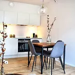 Central New Nordic Cph Apartment