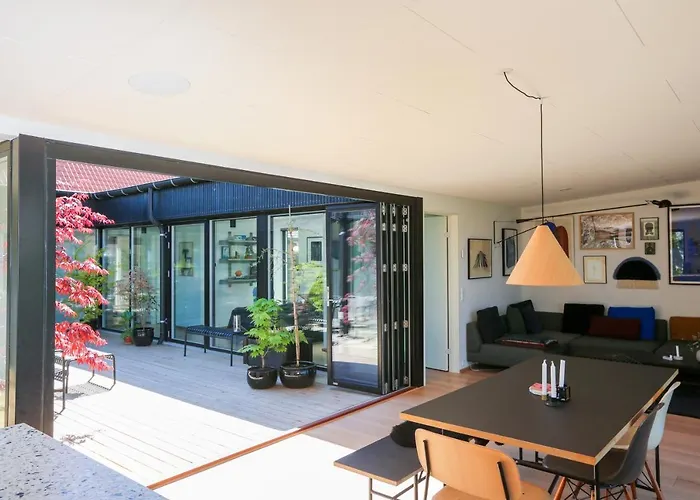 Modern Architecture Atrium House