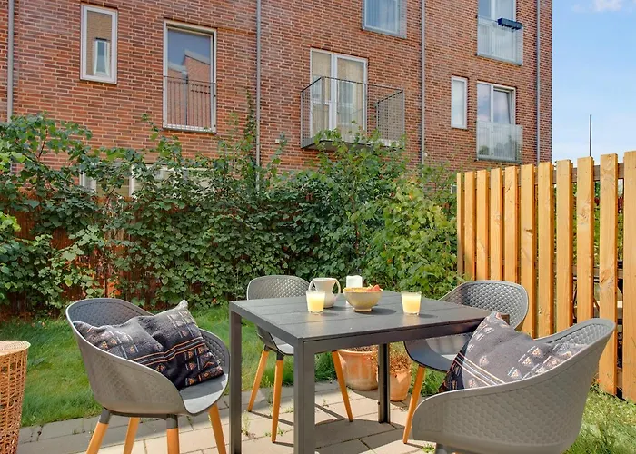 Sanders Field\'S - Chic Three-Bedroom Apartment Townhouse With Private Terrace