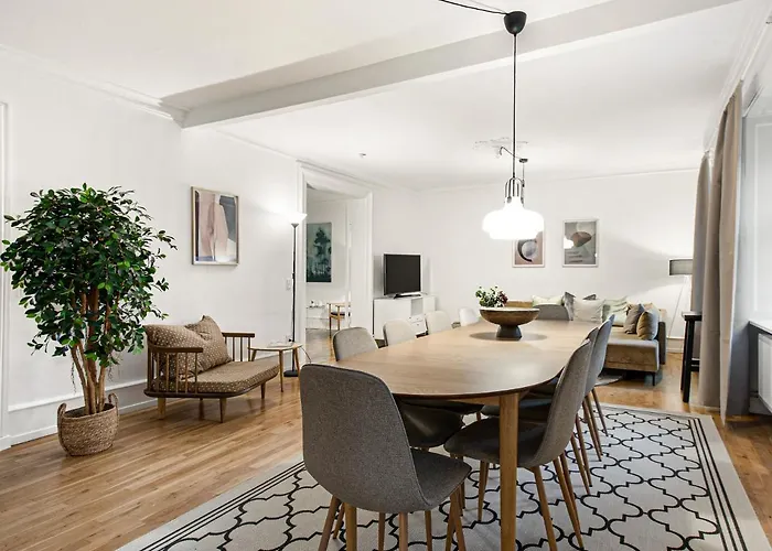 Sanders Stage - Enchanting Four-Bedroom Apartment Near Nyhavn