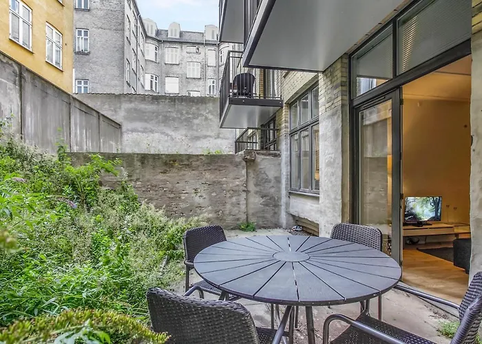 2-Bedroom Apartment In The Heart Of Copenhagen