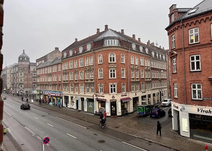 Two Bedroom Apartment In Copenhagen, Amagerbrogade 93,