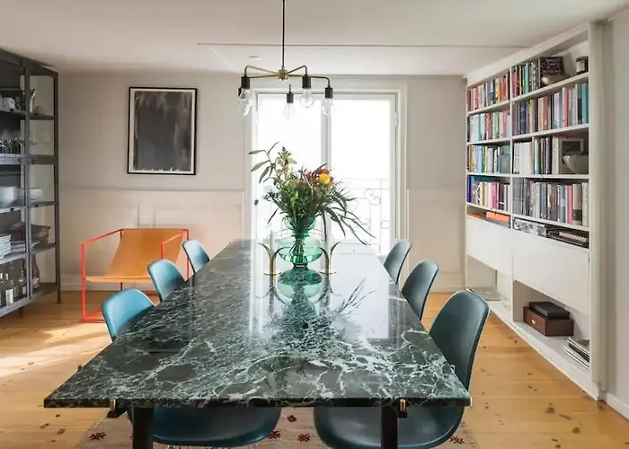 Beautiful Duplex Flat By Rosenborg Castle