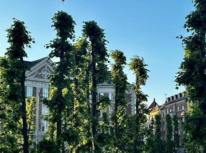 Luxury Apartment In The Heart Of Frederiksberg, Copenhagen