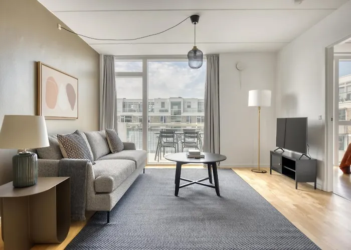 Amazing Two Bedroom Flat In Urban Area