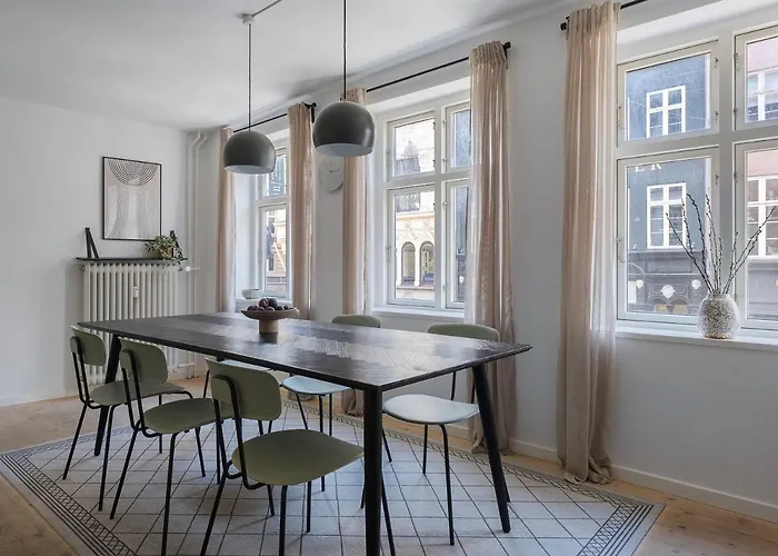 Sanders Main - Popular Two-Bedroom Duplex Apartment Next To Magical Nyhavn