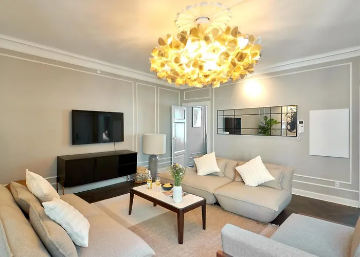 Stylish 4 Bedroom Flat In Cph City