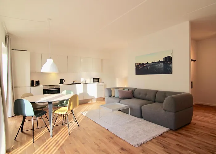Great 3-Bed Wbalcony In Orestaden