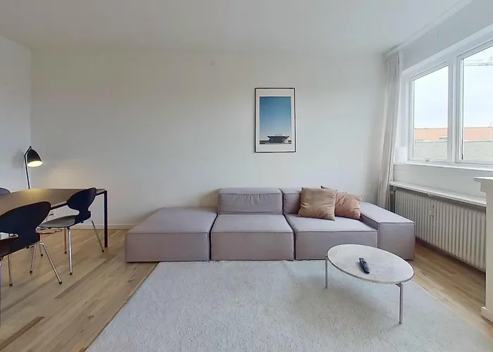 Nice 2-Bed In Frederiksberg