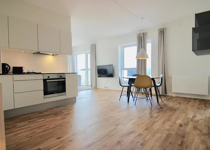 Stunning 2-Bed W Balconies And Fantastic Views