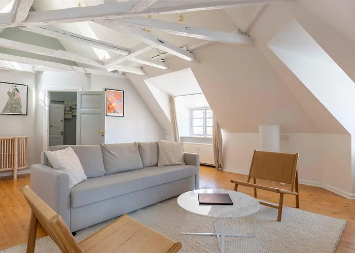 Unique Apartment W Exposed Beams Next To Tivoli