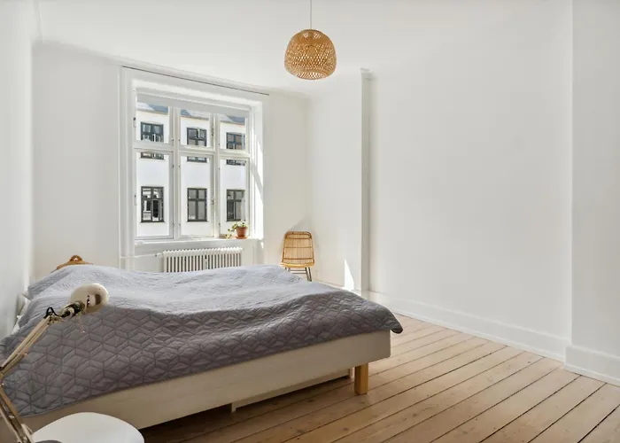 Central 2Br Lejlighed I Kobenhavn K M Terrasse