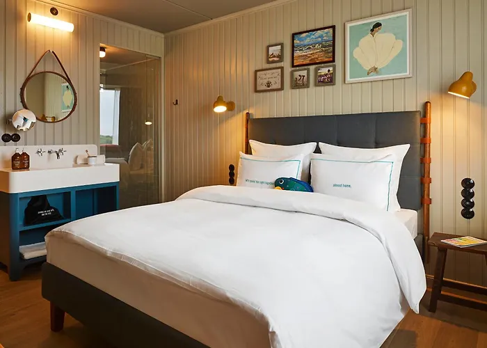 25Hours Hotel Paper Island