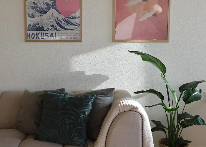 Cosy Appartment Near City, Beach, Metro & Airport