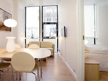 First G & Suites