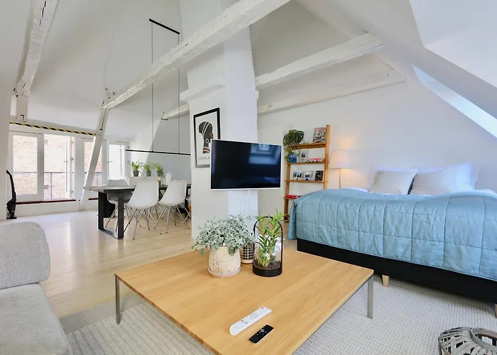 Two-Story Condos By Nyhavn Harbour