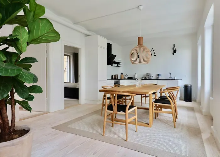 Dinesen Collection Luxury Condos By Kings Square
