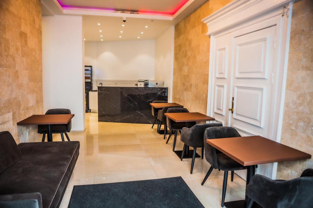 Hotel A 3*