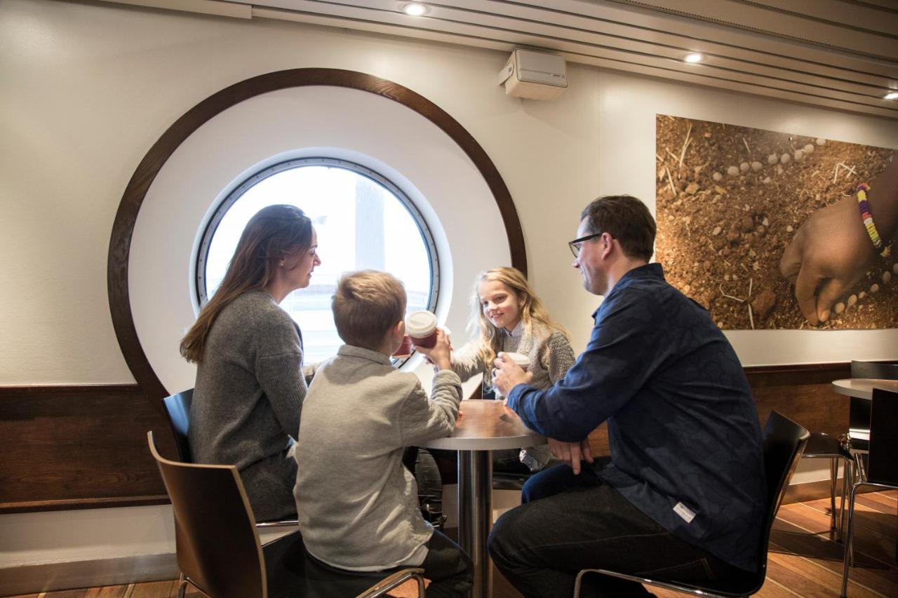  Dfds Ferry - To Oslo *
