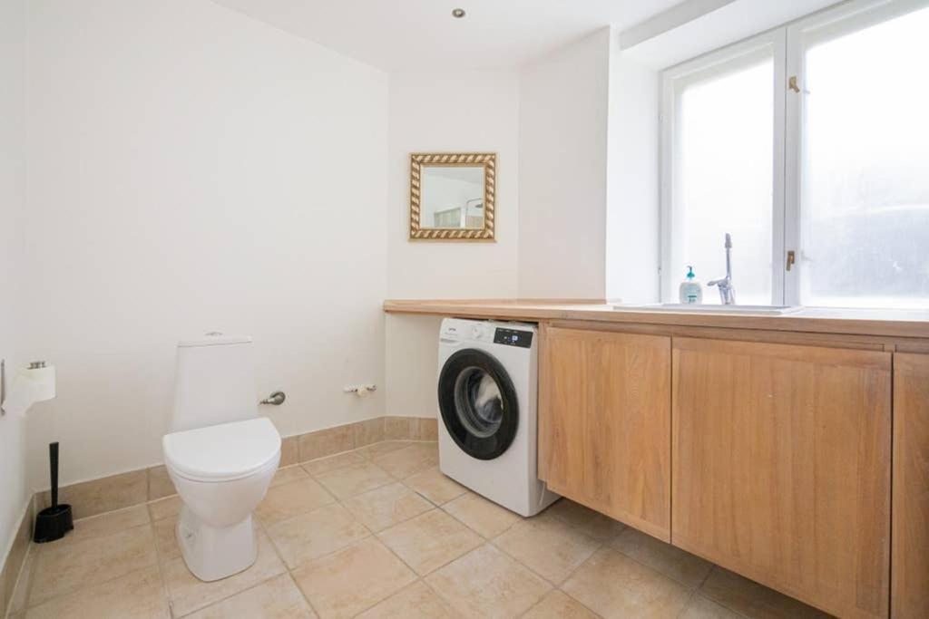 Spacious Flat In A Central, But Calm Area Of Cph Apartment Copenhagen