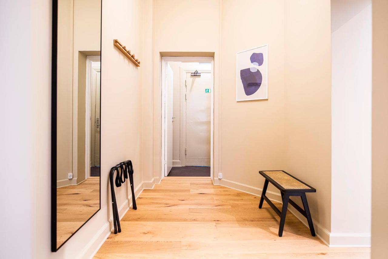 Apartment Redecorated Luxury Home In Center *