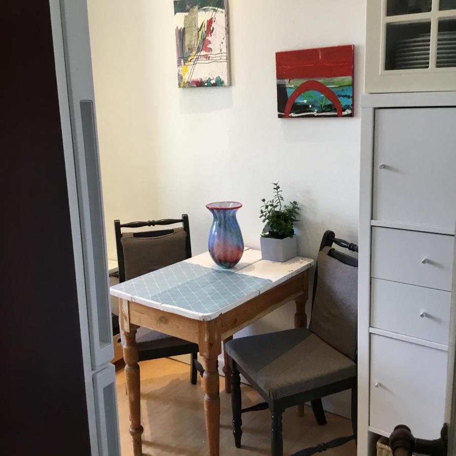 1 Room, In A Privat Apart. Homestay *