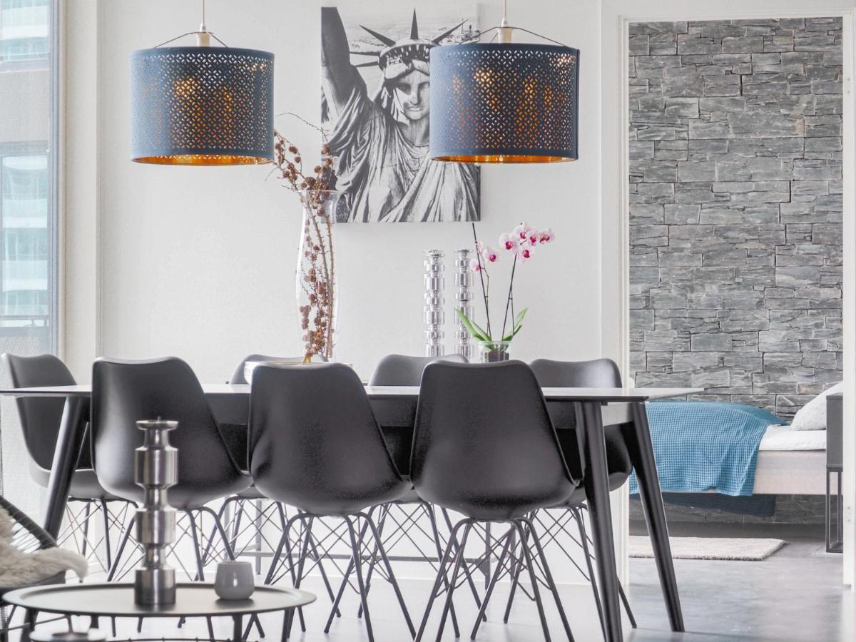 High-end With Rooftop Terrace And Gym