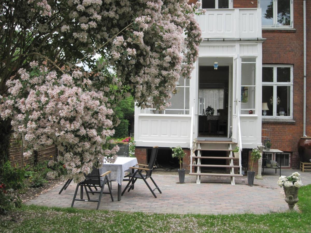 Plana Apartment *
