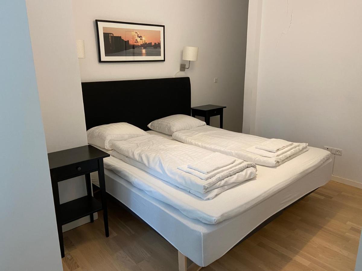 Bright 2-bedroom In The Center Of Apartment
