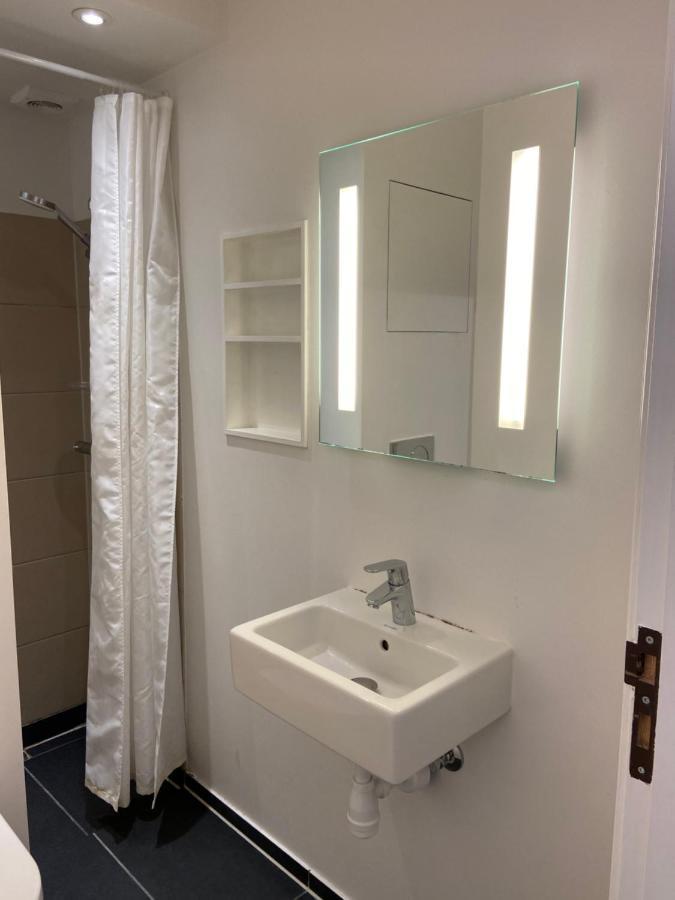 Bright 1-bedroom In Popular Vesterbro Apartment