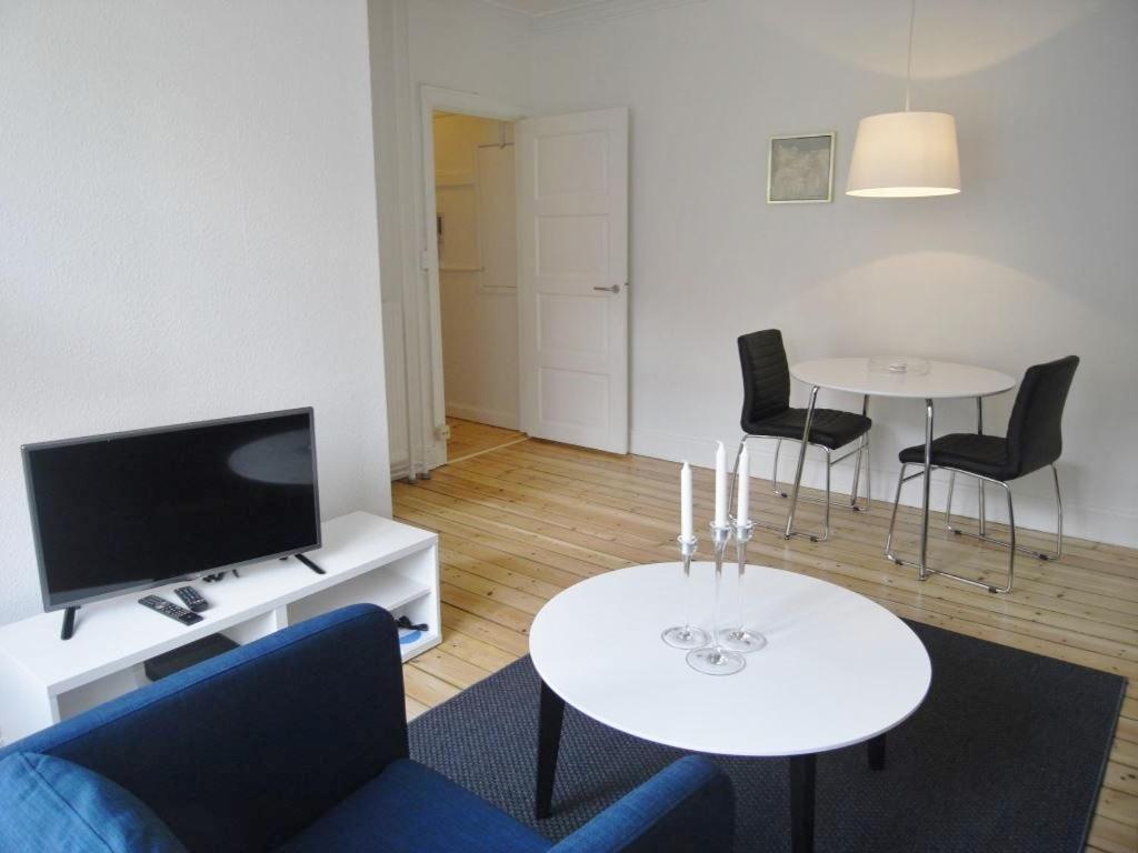 Apartment Bright In Elegant Osterbro *