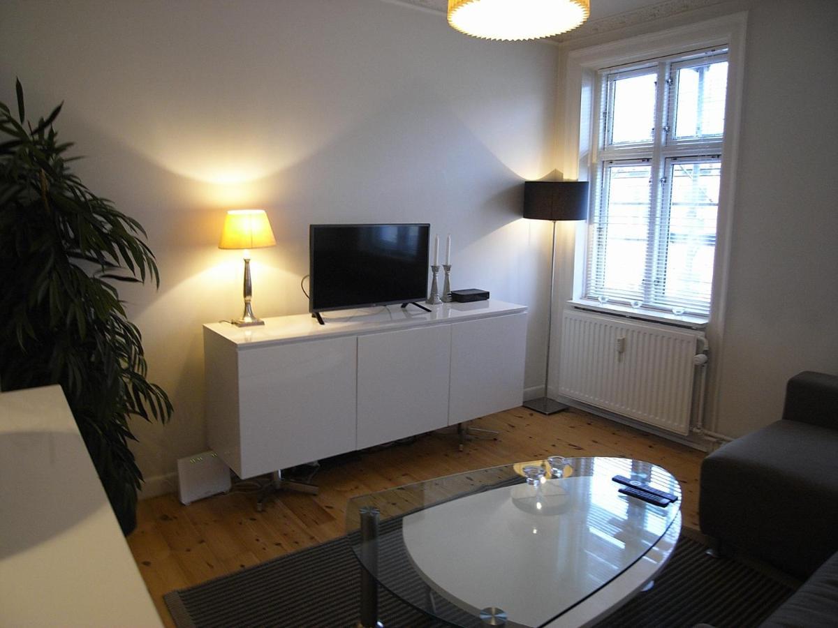 Cozy In Elegant østerbro Appartement