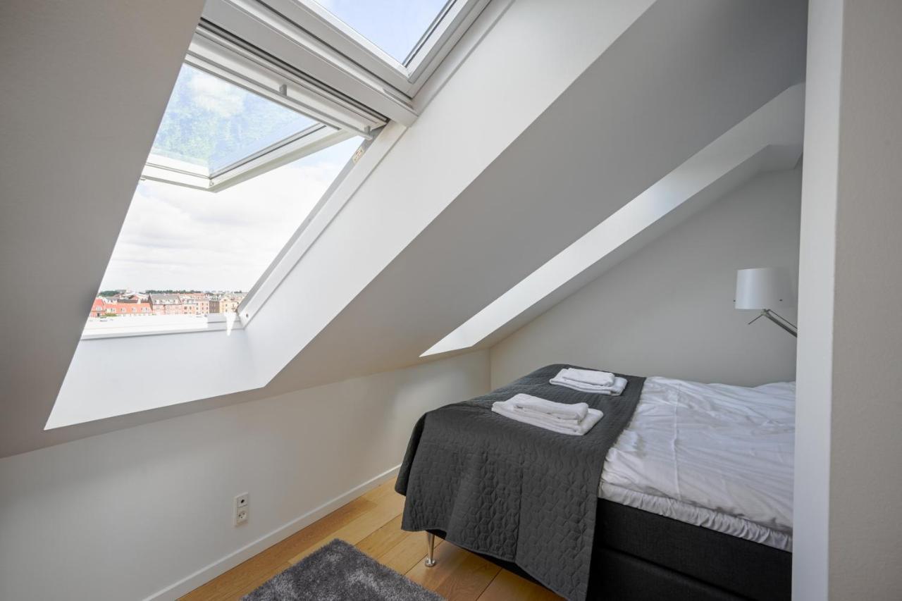 Apartment Spacious 3-bedroom With A Rooftop Terrace In The Center Of