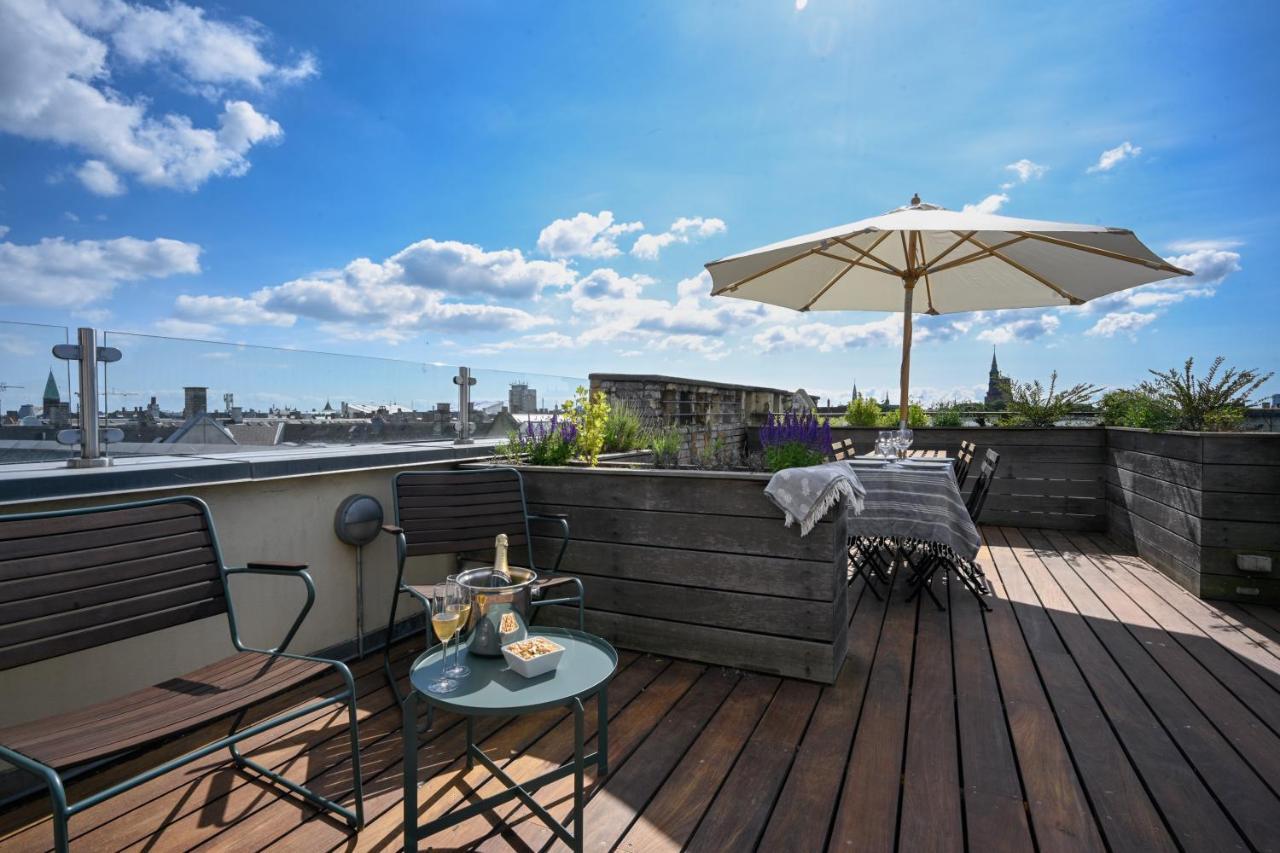 Apartment Spacious 3-bedroom With A Rooftop Terrace In The Center Of