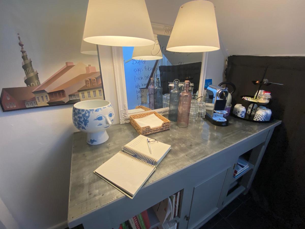 Guest house Comfortable Large King S Bed Near Cph Centre
