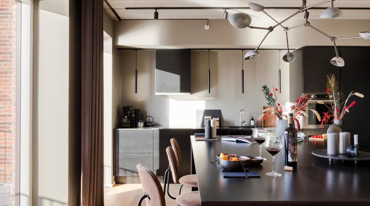 Plum Guide - The Gantzel Studio