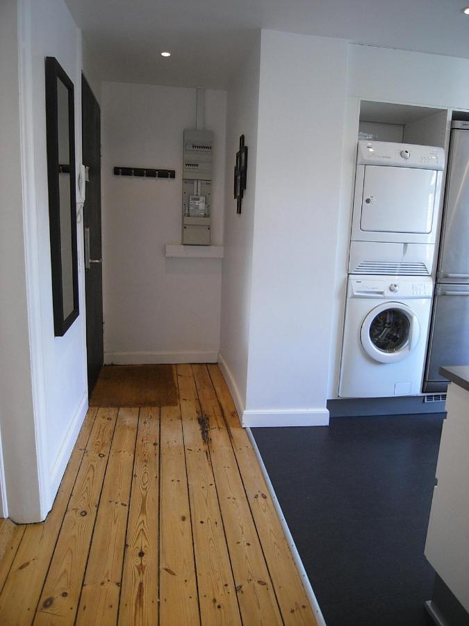 Apartment Cozy 2-bedroom In Elegant Osterbro *